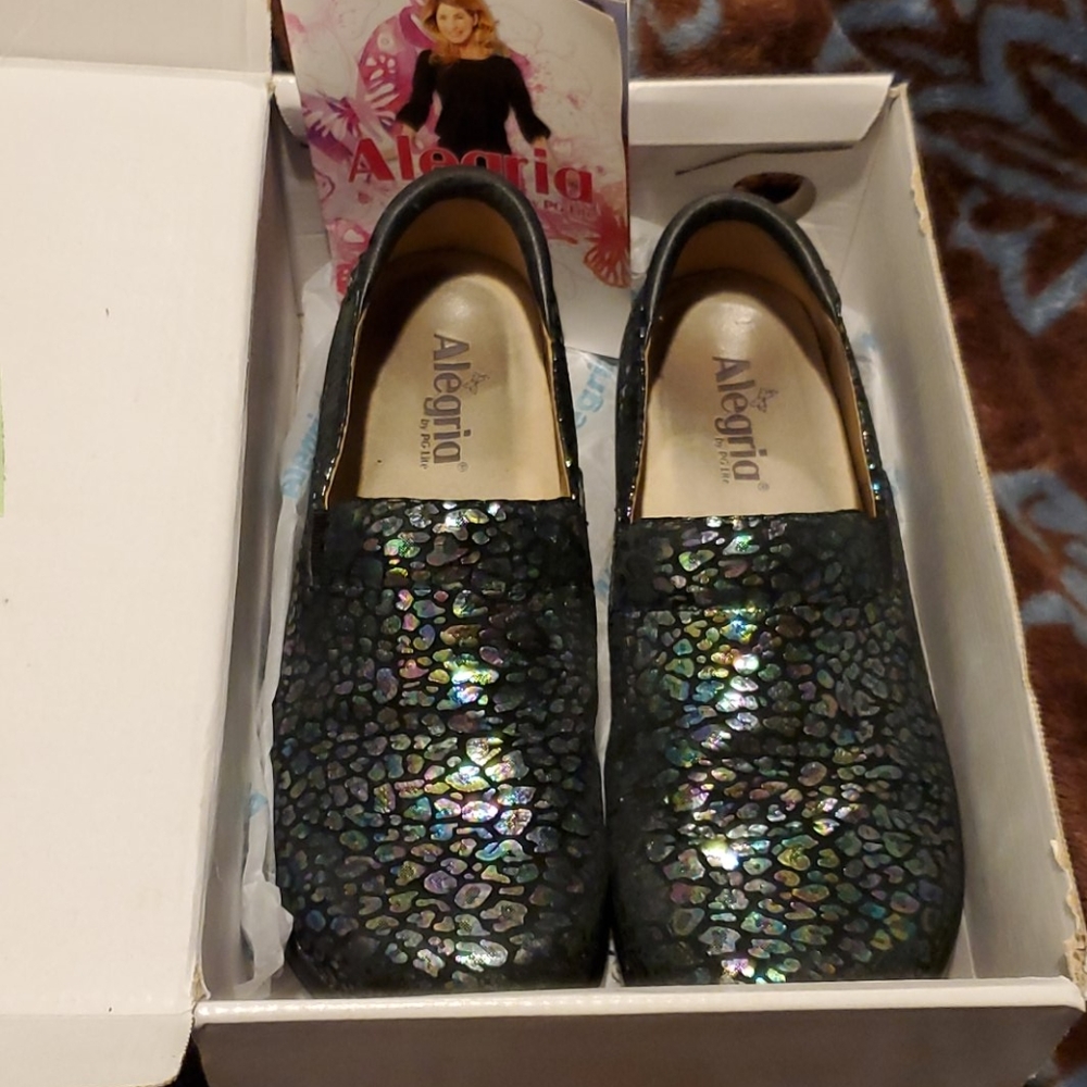 Clogs